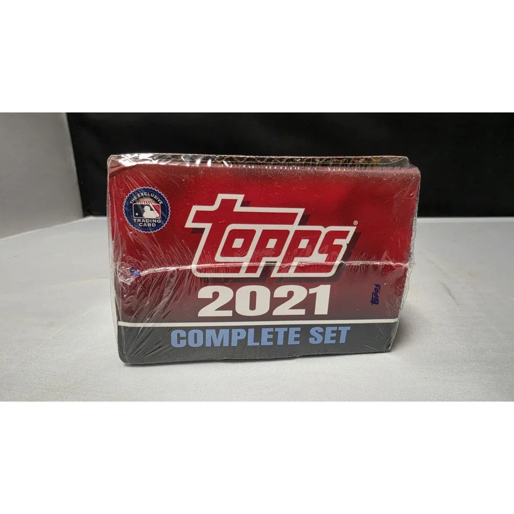 Topps 2021 Baseball Complete Factory Sealed Box (660 Cards / 5 Foilboard Cards)